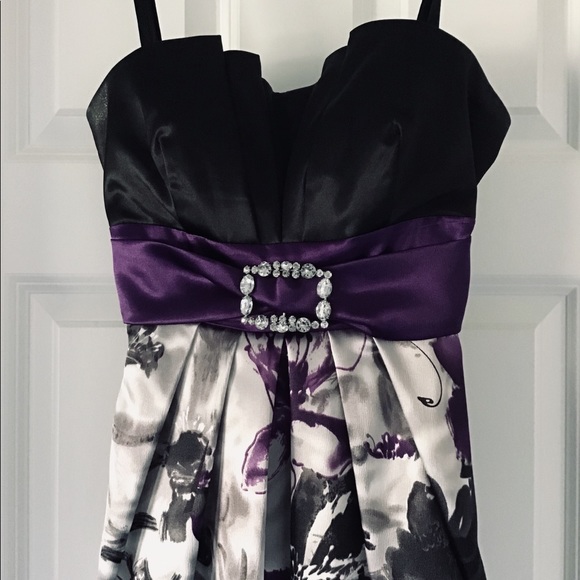 👗 Cute formal dress. - Picture 4 of 9